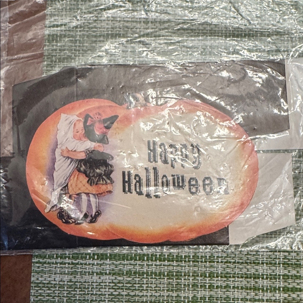 Halloween Candy Boxes, Vintage, Victorian Repros.
4 Packaged Boxes C-1990’s - Picture 7 of 12